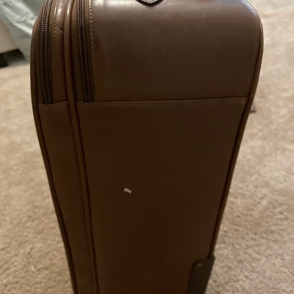 COPY - Ghurka leather rolling suitcase - Picture 10 of 13